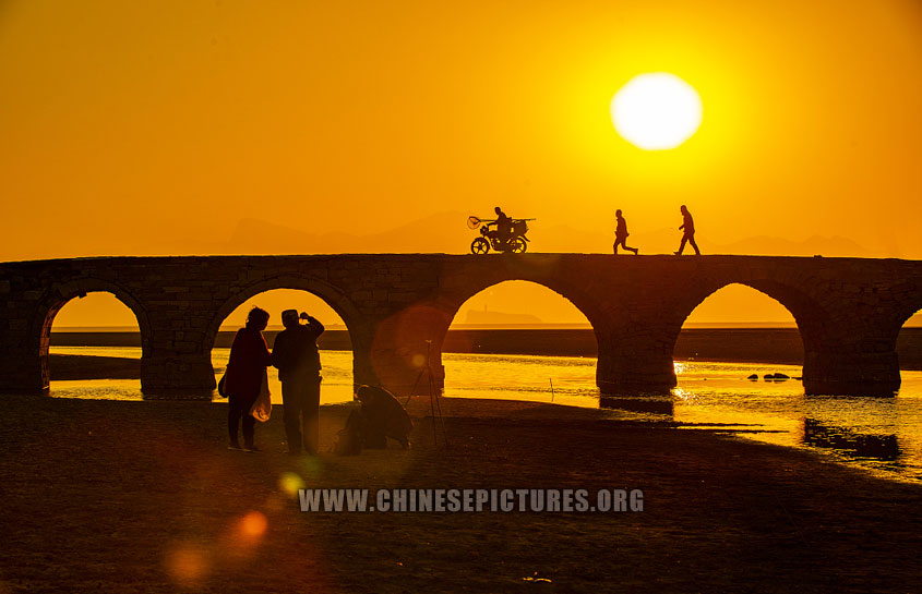 Hukou Photo: Bridge since Ming Dynasty