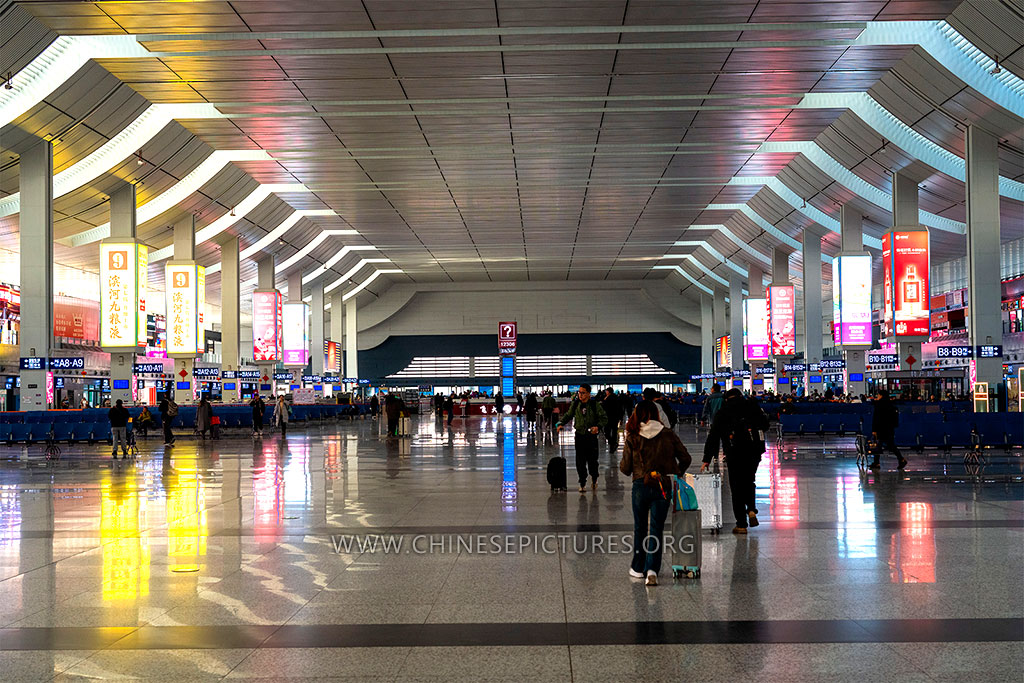 Lanzhouxi Railway Station Interior Photo Mar 2025
